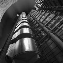 Willis Building hugging Lloyds Building