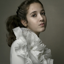 The girl with the white collar  